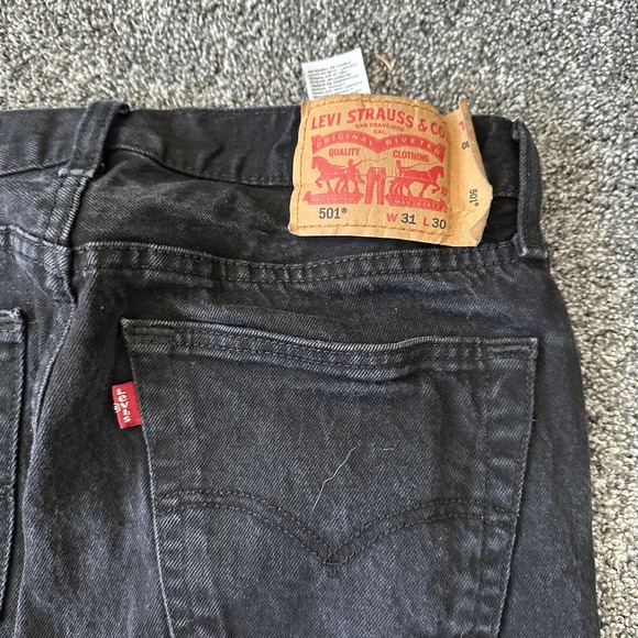 Levis 501 Jeans Mens 31x30 Black Button Fly Straight Leg Denim‎ Classic Original - Picture 10 of 16